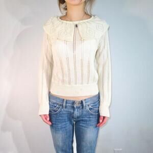 Women's Cream Sweatshirt